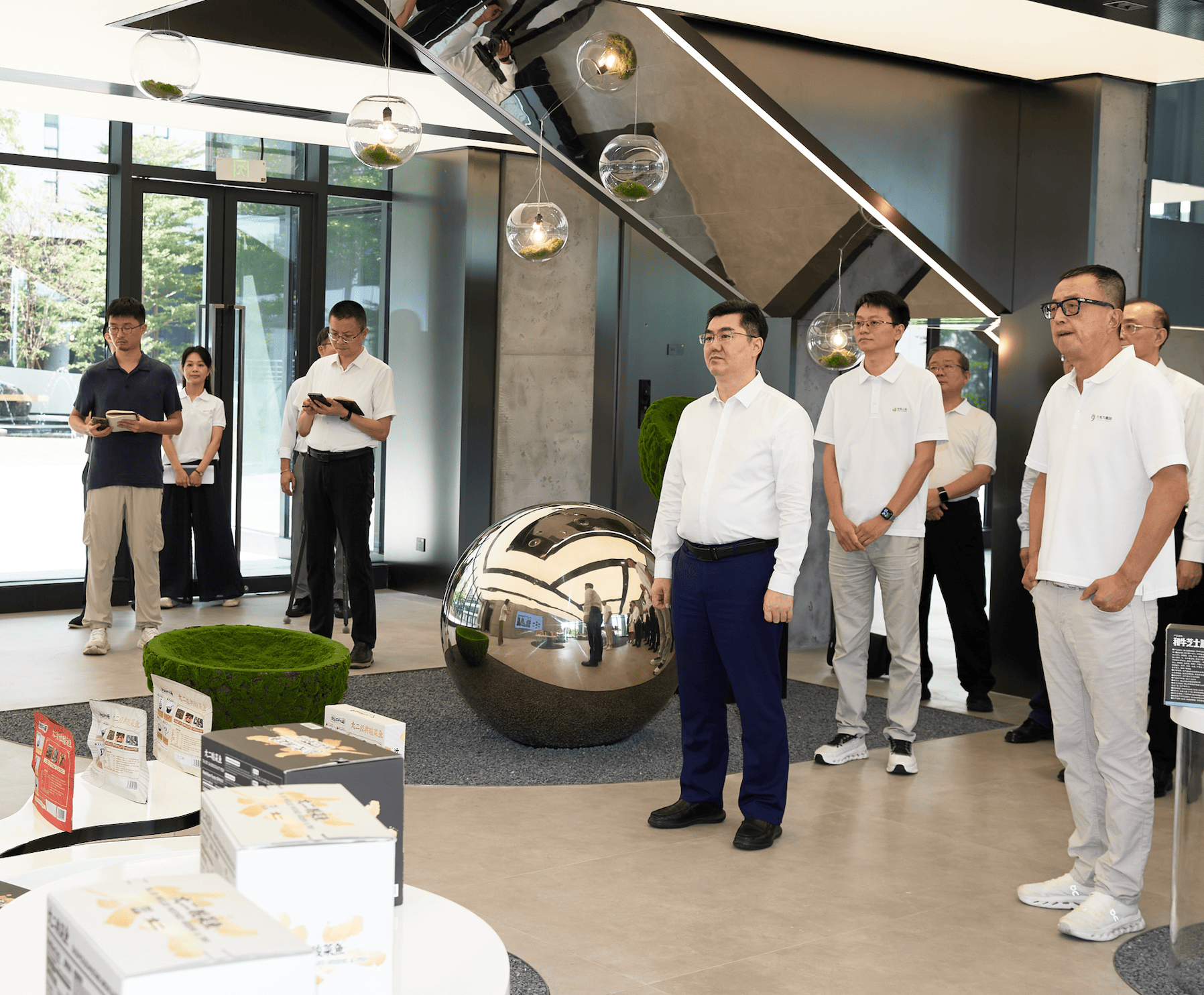 孙志洋市长调研九毛九韦德官方网_韦德(中国)
全国供应链中心基地